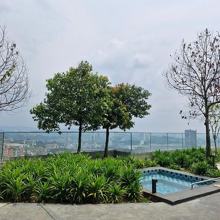Ekocheras Duplex Suite By Ohana Home Kuala Lumpur Esterno foto