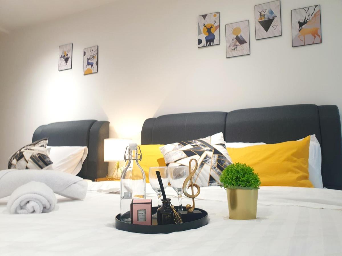 Ekocheras Duplex Suite By Ohana Home Kuala Lumpur Esterno foto