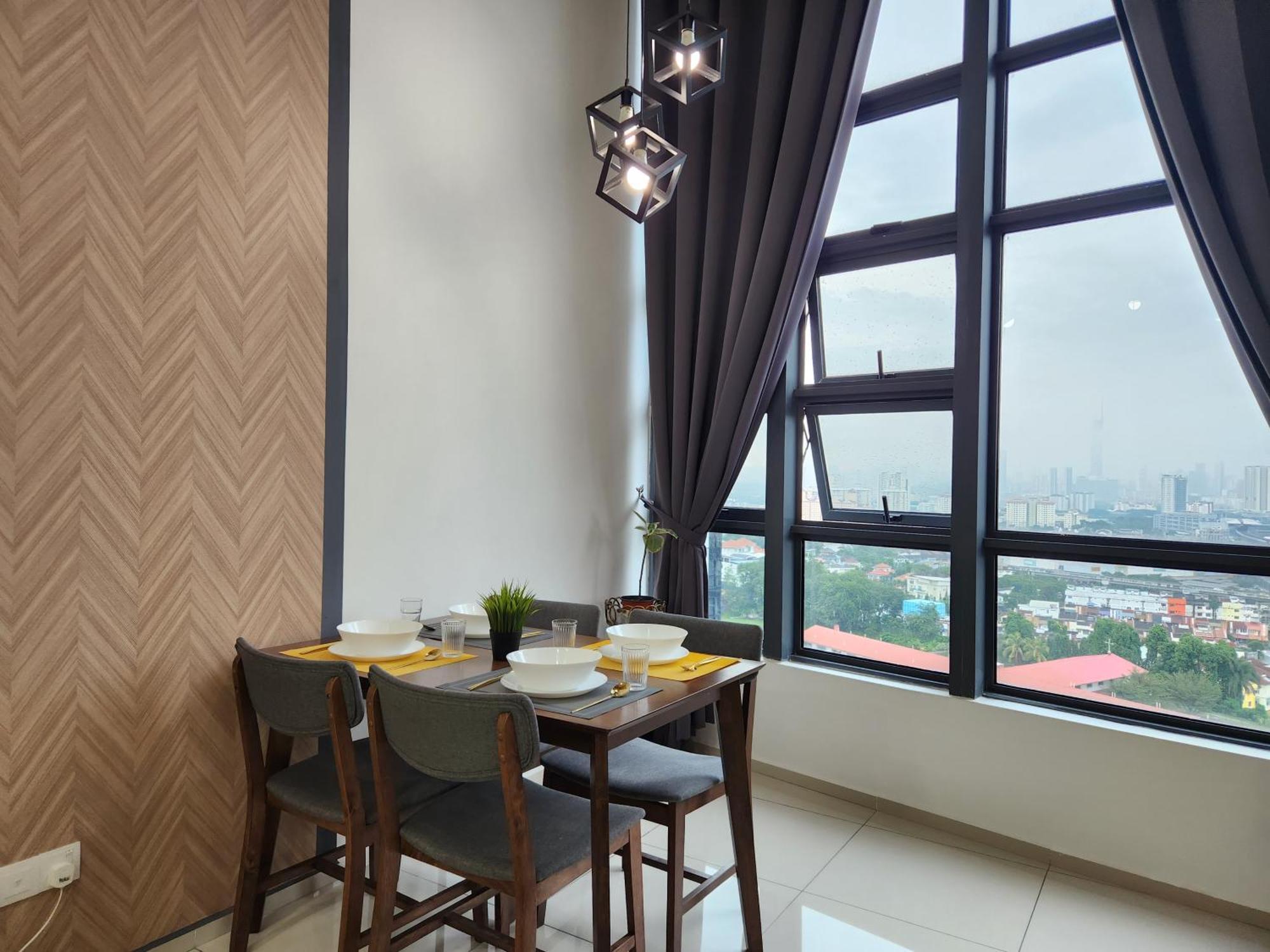 Ekocheras Duplex Suite By Ohana Home Kuala Lumpur Esterno foto